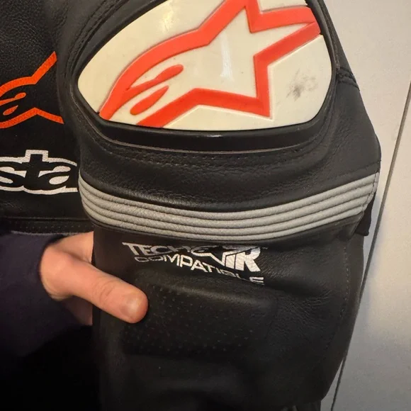 Alpinestars GP Plus R Leather Motorcycle Jacket Tech-Air Compatible Size 42 - Picture 5 of 8